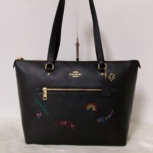New Coach Gallery Tote Bag With Diary Embroidery/Pebble Leather/Black